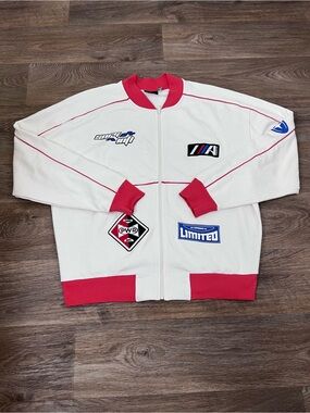 White & red BMW M Motorsport jacket #motorsport #racing
A574